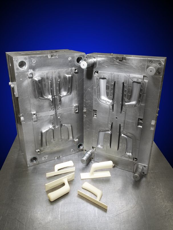 China Mold Maker Plastic Parts Injection Mold factory and manufacturers