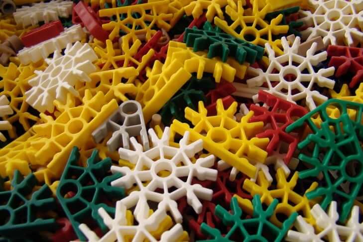 Injection Molding vs. Compression Molding: Which One Works for Your Needs?